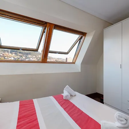 Luminoso Atico Dos By Διαμέρισμα